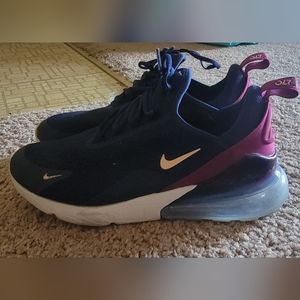 AIR Max 270